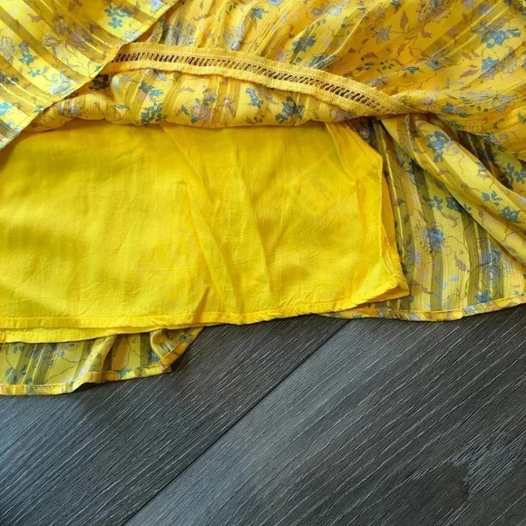 Urban Outfitters Yellow Gold Pippa Chiffon Tiered Floral Mini Dress Size XS - Picture 11 of 14